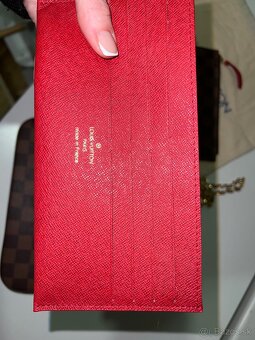 Luis Vuitton Pochette Felicie Crossbody Cerise Red Interior - 7