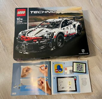 LEGO Technic Porsche 911 RSR 42096 - 7