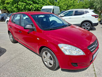 KIA CEED 1,4 benzín 2009 - 7