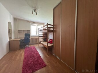 Na predaj 3 izbový byt v Brezne 71m2,centrum,park, - 7