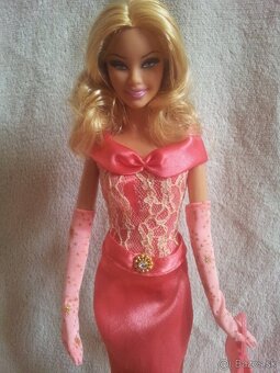 Barbie s ohybnymi kolenami... - 7
