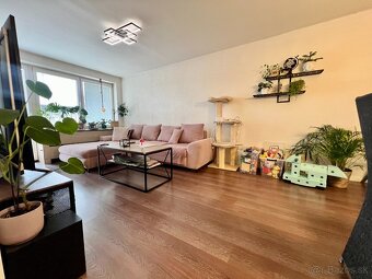 🏡 3-izbový byt so záhradou, 2 balkónmi, garážou a veľkou pi - 7