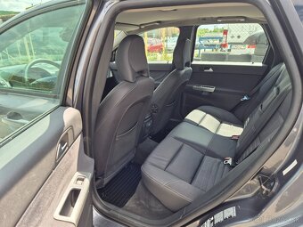 Volvo V50 2.0 D Kinetic, NOVÉ STK - 7
