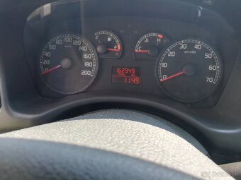 Fiat Punto 1,2 8V - 7