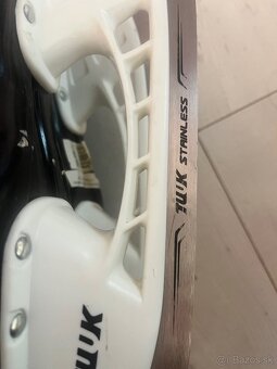 BAUER SUPREME VEĽKOSŤ 33,5 - 7