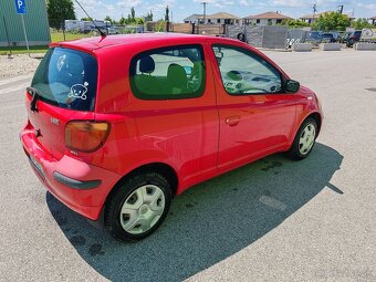 Toyota Yaris 1.0 VVT-I - 7