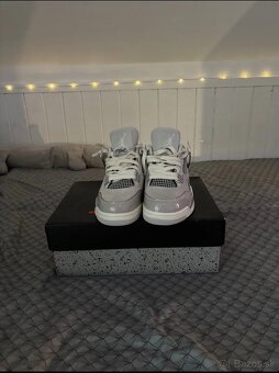 Jordan 4 - 7