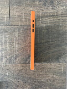 Clicks pre iPhone 16 Pro - 7