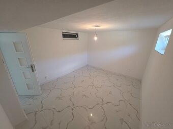 NA PREDAJ 2 IZBOVÝ BYT S PARKOVANÍM BRATISLAVA - 7