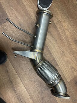 BMW Down-pipe - 7
