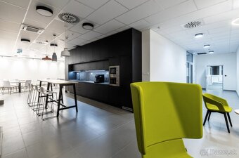 Prenájom nových, kompletne zariadených kancelárii priamo pri - 7