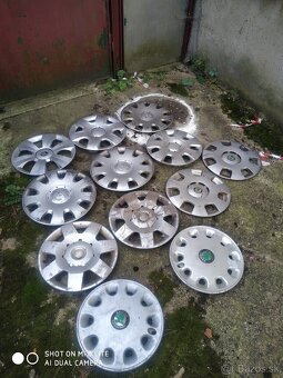 Kusovky 1 ks po kuse puklice kryty. Kolies R13 R14 R15 R16 - 7