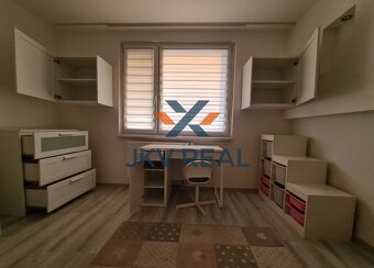 Prenájom 3izb.bytu blízko centra v Trnave na Družbe - 7