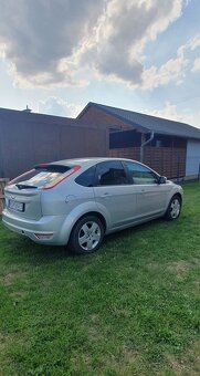 Predám Ford Focus 1,6 benzín r.v.2008 - 7