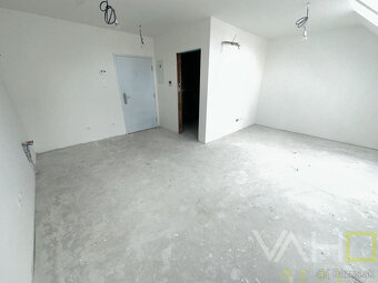 Na predaj 1.izb. byt v BAKER STREET RESIDENCE, 28m2, histori - 7