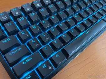 Mechanická klávesnica: Royal Kludge RK84 RGB - 7