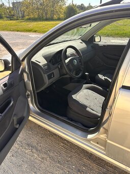 Skoda fabia 1.4mpi - 7