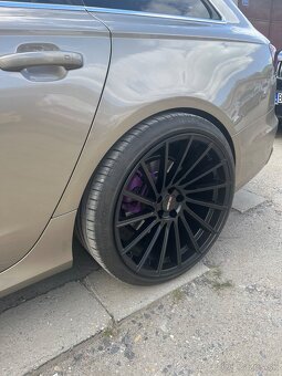 Motec r21 - 7