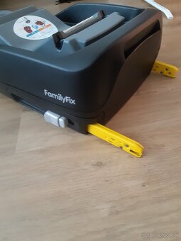Maxi-Cosi CabrioFix + FamilyFix - 7