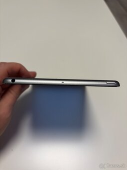 Tablet - iPad 3.gen, 13GB, 8” - 7