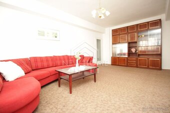 TRNAVSKÉ Mýto - 4 iz. byt 113 m2, samostatná garáž - 7