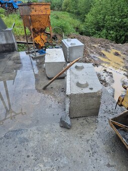 Betónové logo kocky - 7