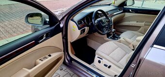 Škoda Superb Combi 2.0 Tdi 125kw 2012 DSG F1 Elegance Full - 7