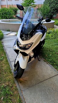 🛵 Yamaha NMAX 125 – TOP STAV, 1. majiteľ, r. v. 04/2020 - 7