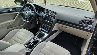 Predám Volkswagen Golf 7 - 7