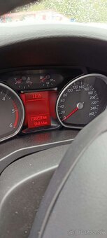Ford Mondeo mk4 1.8tdci zadretý motor - 7