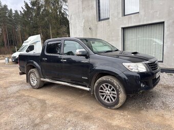 Hilux - 7