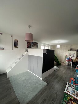 Detská posteľ na mieru so šmykľavkou a úložným priestorom - 7