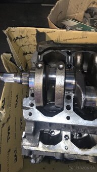 Kľukový hriadeľ volvo 2.4 d5 - 7