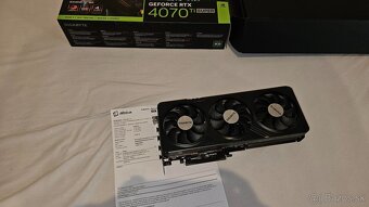GeForce RTX 4070 Ti SUPER GAMING OC - 7
