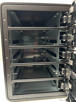 Orico 5 bay Enclosure 3,5” - 7