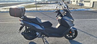 Sym Joymax Z+ 125 - 7