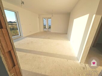 SAMOSTATNE STOJACÍ BUNGALOV- 108m2 + krytá terasa 12m2, POZE - 7