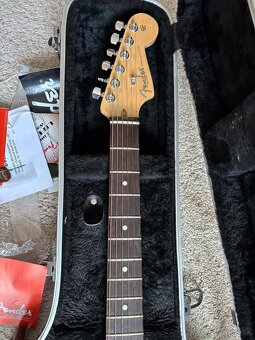 Fender stratocaster - 7