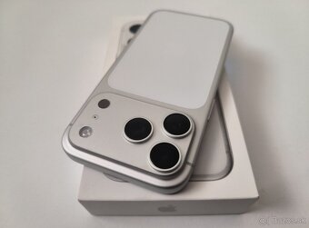 apple iphone 17 PRO 256gb Silver / Batéria 99% - 7