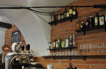 Ručne rezaný rustikálny tehlový obklad - vnútorný rez - 7
