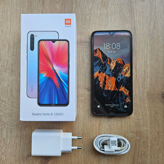 Mobilny telefon Xiaomi Redmi Note 8 (2021) + darceky - 7