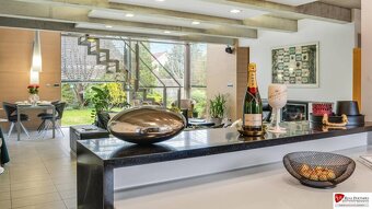 Predaj moderná 5 izbová vila, 265 m2, pozemok 953 m2, bazén, - 7