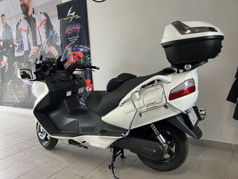 Suzuki AN650A Burgman Executive - 7