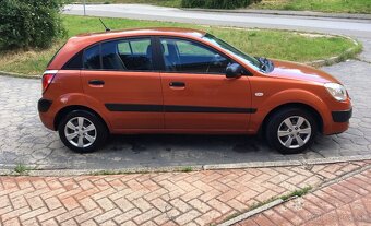 KIA RIO 1.4 i CVVT PILOT benzin 110 000KM - 7