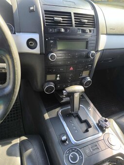 Predám touarega 3.0v6 4500€ - 7