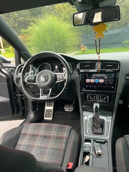 Volkswagen Golf 7 GTI - 7