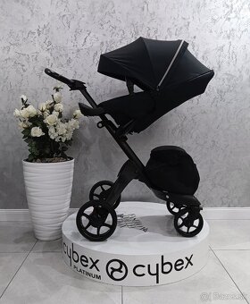 TROJKOMBINÁCIA NAJNOVŠÍ STOKKE XPLORY X ALL BLACK - 7