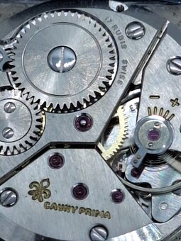 Predám funkčné Pánske náramkové hodinky CAUNY Calendario 17 - 7