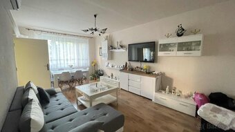 Predám 2 izbový byt - 7