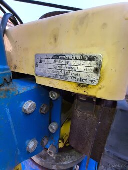 Agzat s pluhom a kultivátorom - 7